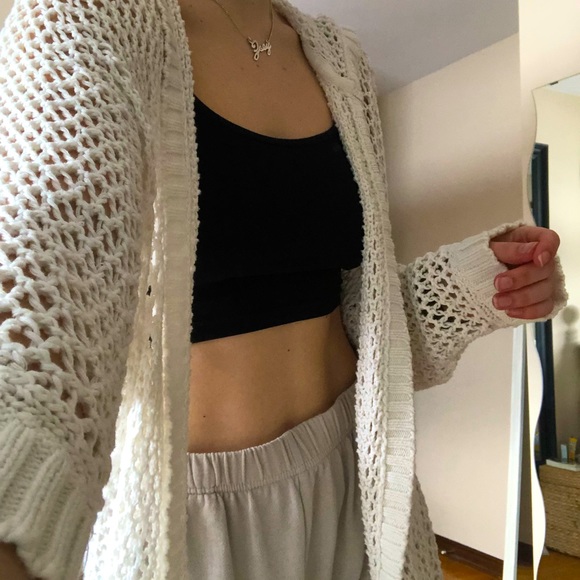 Cardigan 🤍 SOLD - Picture 1 of 5